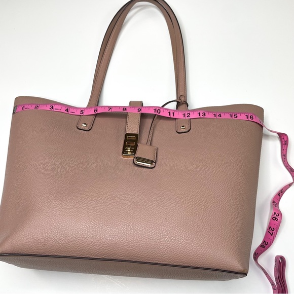 Michael Kors Carson Carryall Tote - Picture 12 of 15